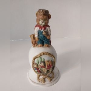 Vintage Hometrends Bear King Bell